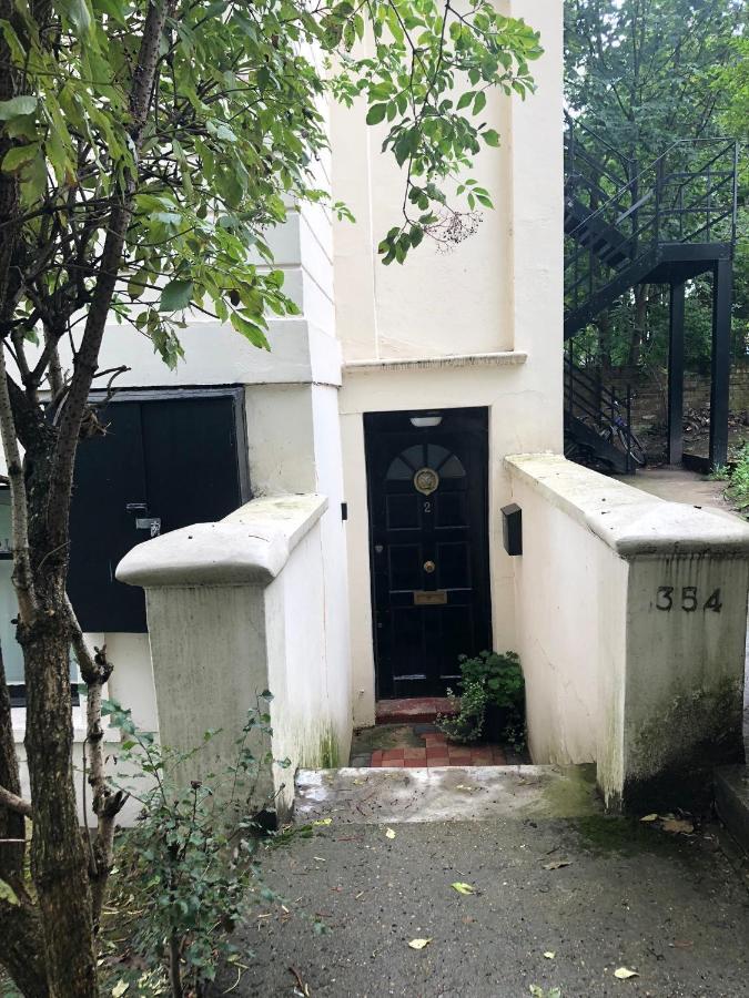2 Bedroom Apartment Close To Camden Town Лондон Екстер'єр фото